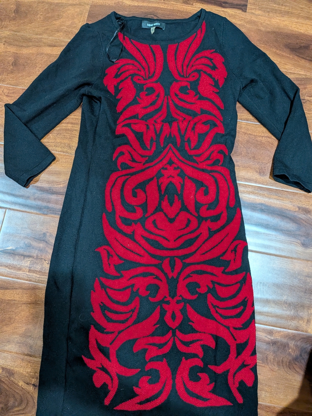 Nine West XS Black and Red Crewneck Sweater Top